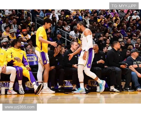 NBA赛季风云再起巨星对决交易暗流左右争冠格局走向引热议