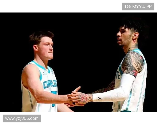 黄蜂队重建新篇章 球队核心崛起与未来发展展望